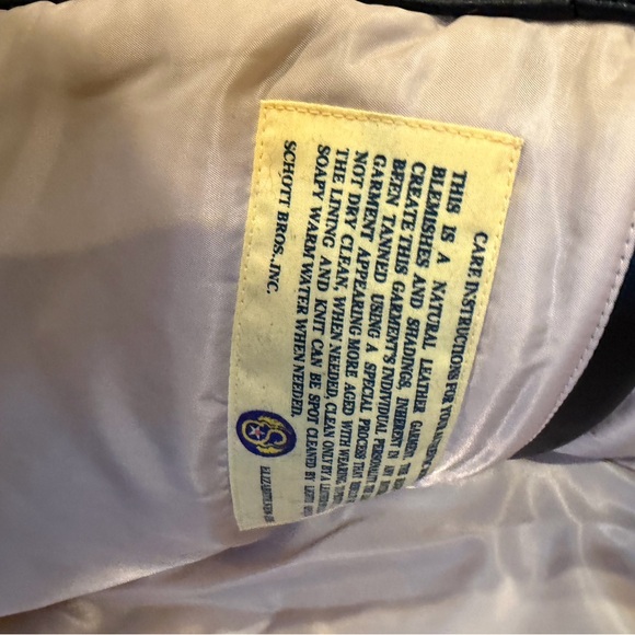 GORGEOUS Men’s Schott Leather Bomber Jacket - Picture 7 of 9